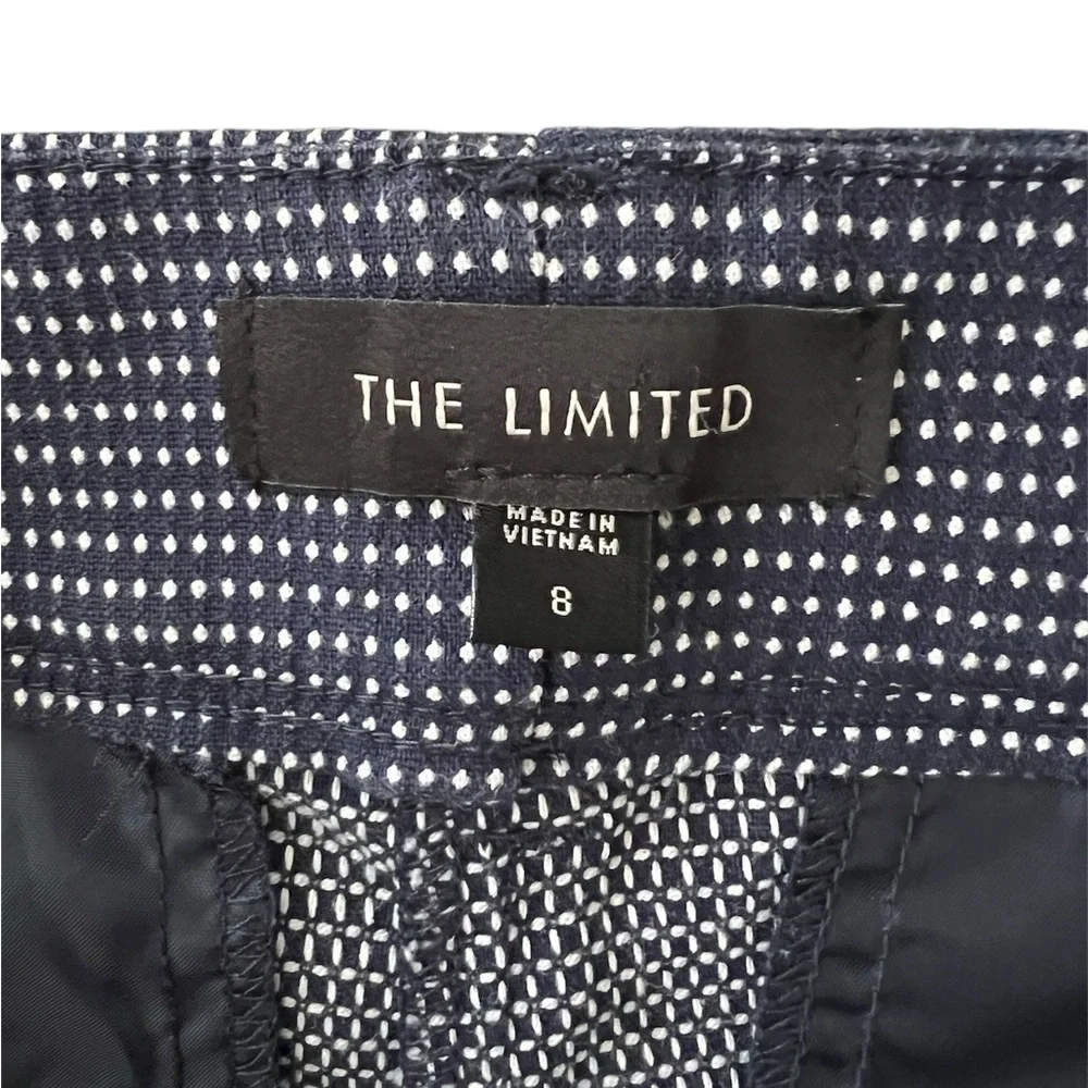 THE LIMITED polka dot tailored short in navy and white 5” inseam size women’s 8